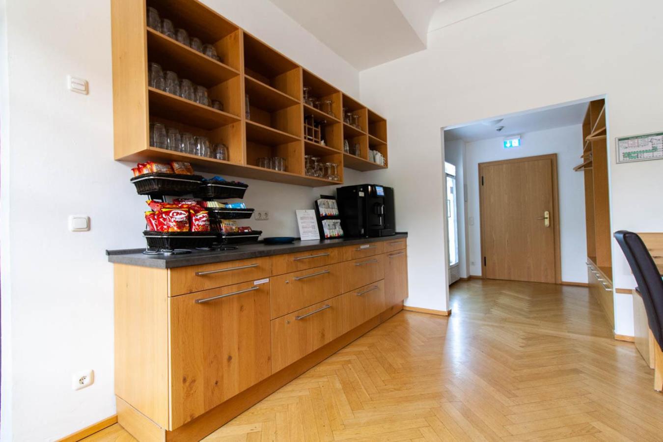 Gaestehaus St. Georg - Weltenburger Klosterbetriebe Gmbh 켈하임 외부 사진
